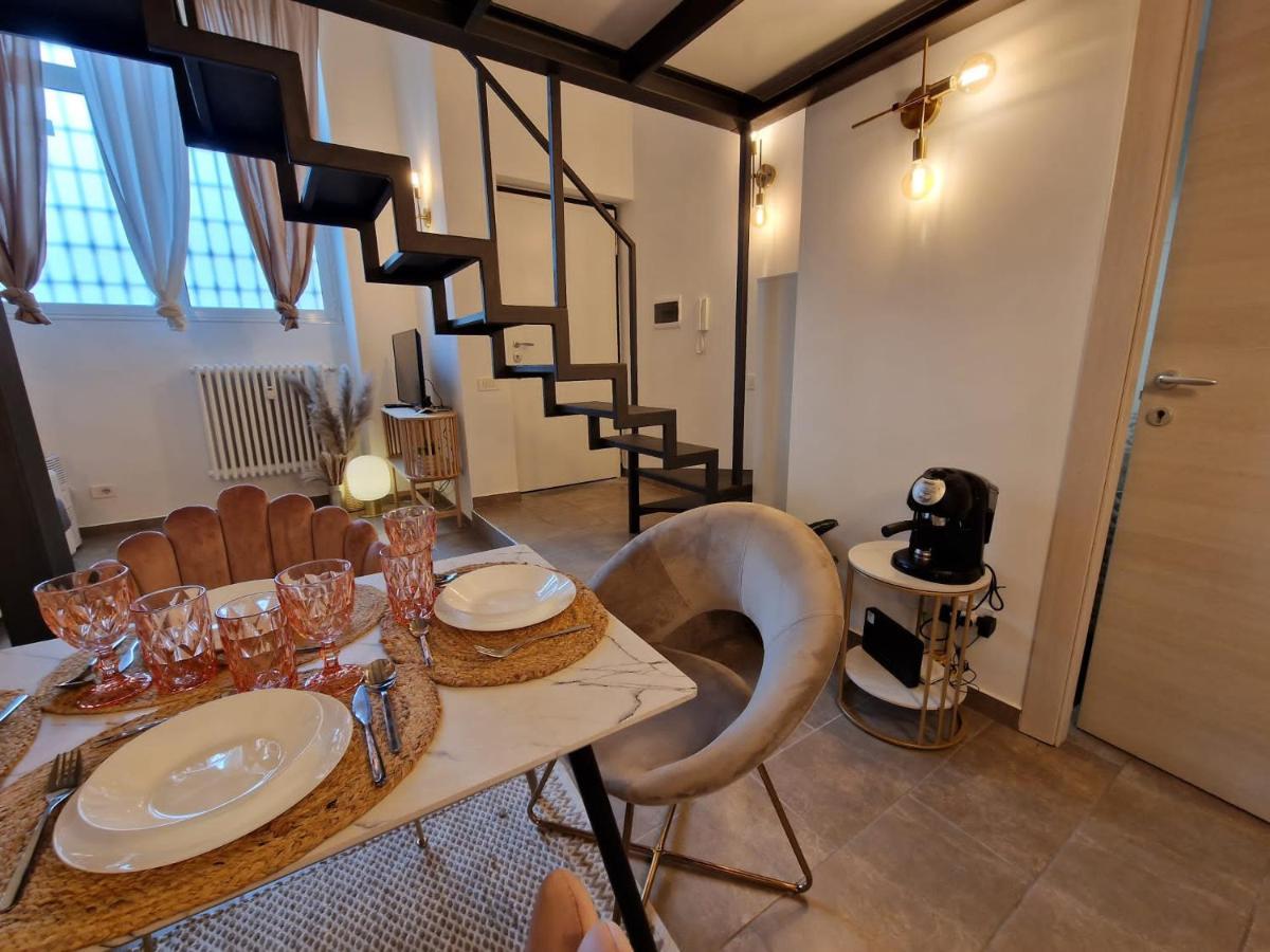 Apartamento Regina Milano In Porta Romana 2 - Sky Tv, Wifi E Breakfast Box Exterior foto