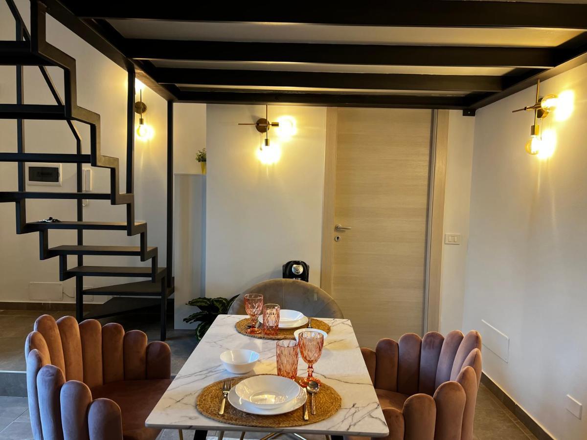 Apartamento Regina Milano In Porta Romana 2 - Sky Tv, Wifi E Breakfast Box Exterior foto