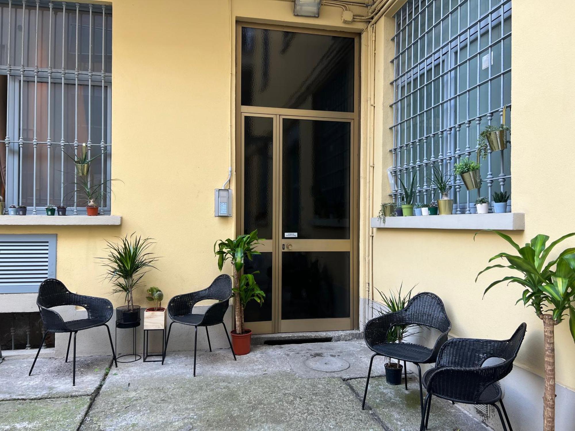 Apartamento Regina Milano In Porta Romana 2 - Sky Tv, Wifi E Breakfast Box Exterior foto